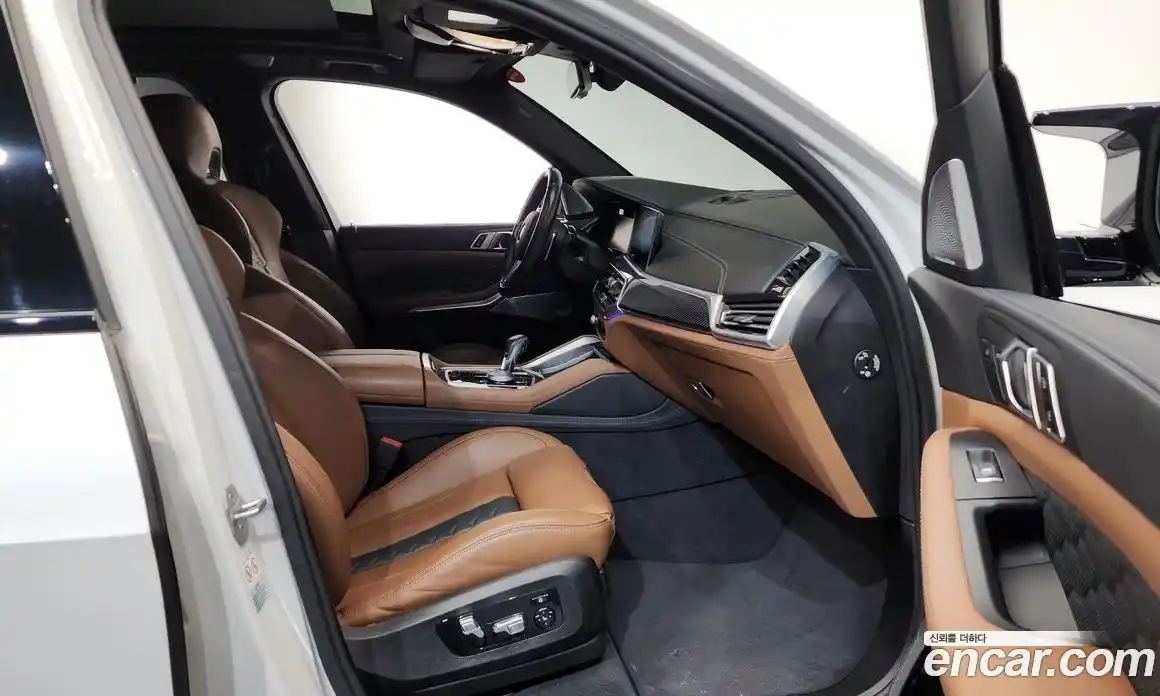 BMW X5M 2023 4.4 Автомат в Москве № 191887, фото 20