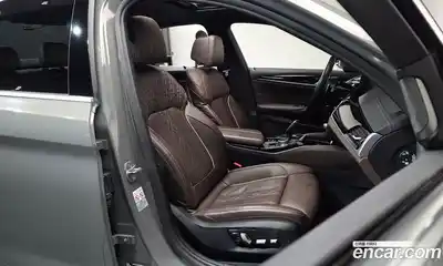 BMW 5-Series 2022 2.0 Автомат в Москве № 192488, миниатюра 2