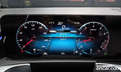 Mercedes-Benz GLB-Class, 2023