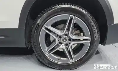 Mercedes-Benz GLB-Class 2023 2.0 Автомат в Москве № 194002, миниатюра 11