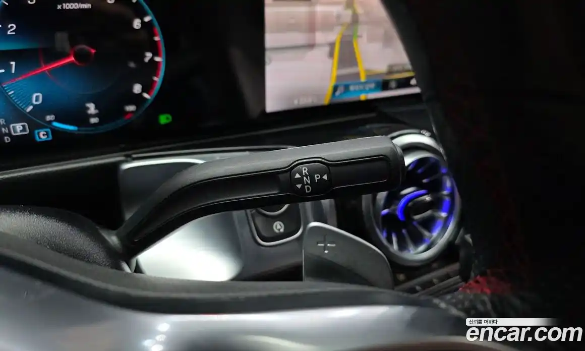 Mercedes-Benz GLB-Class 2023 2.0 Автомат в Москве № 194002, фото 14