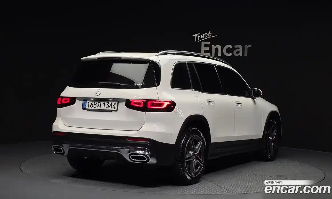 Mercedes-Benz GLB-Class 2023 2.0 Автомат в Москве № 194002, фото 18