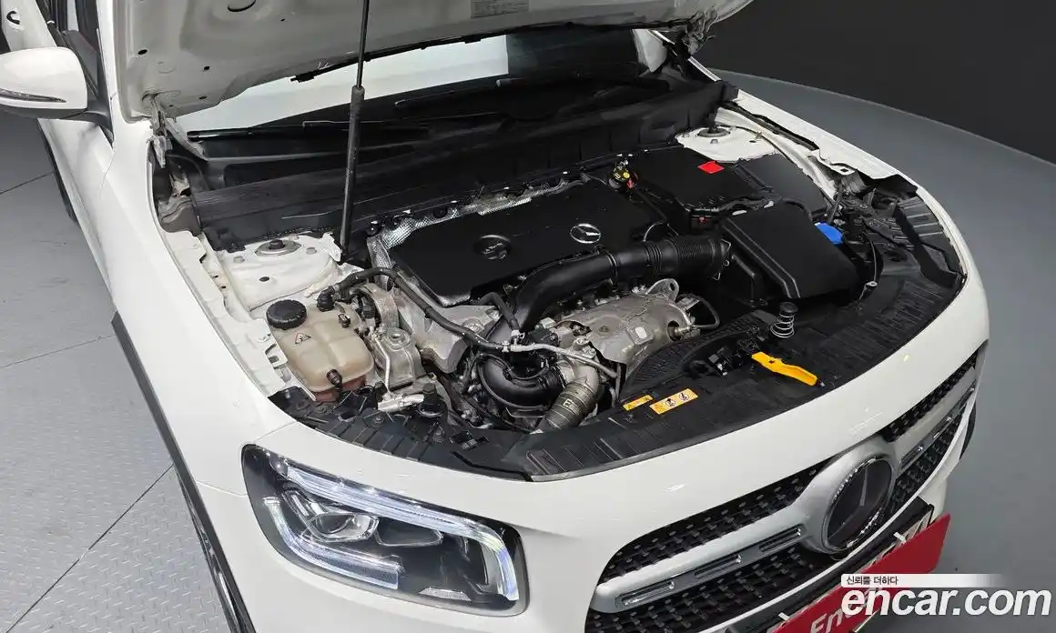 Mercedes-Benz GLB-Class 2023 2.0 Автомат в Москве № 194002, фото 9