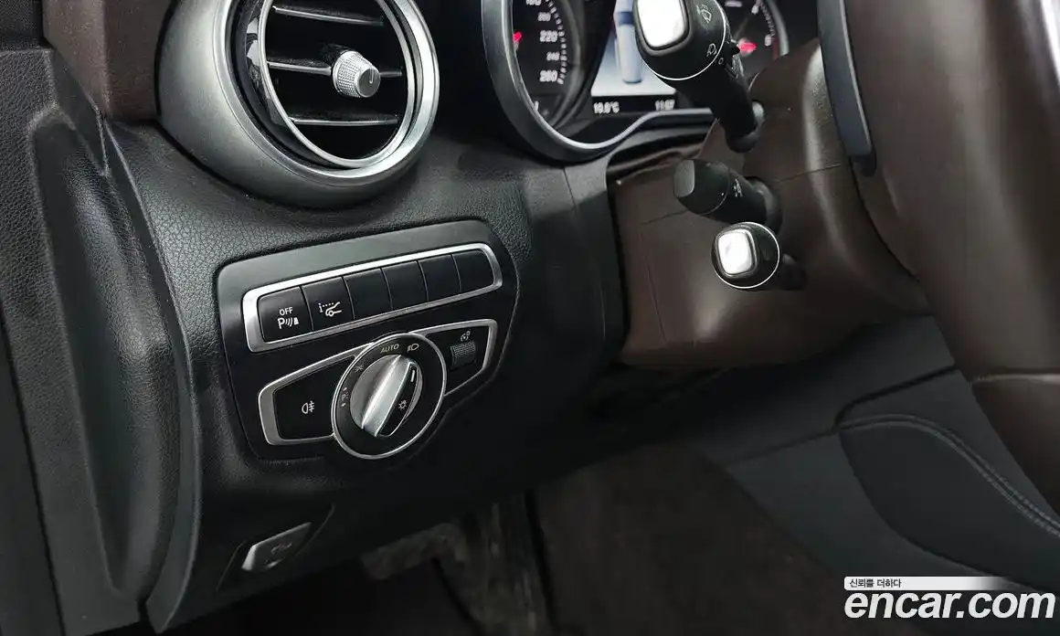 Mercedes-Benz GLC-Class 2018 2.1 Автомат в Москве № 194222, фото 19