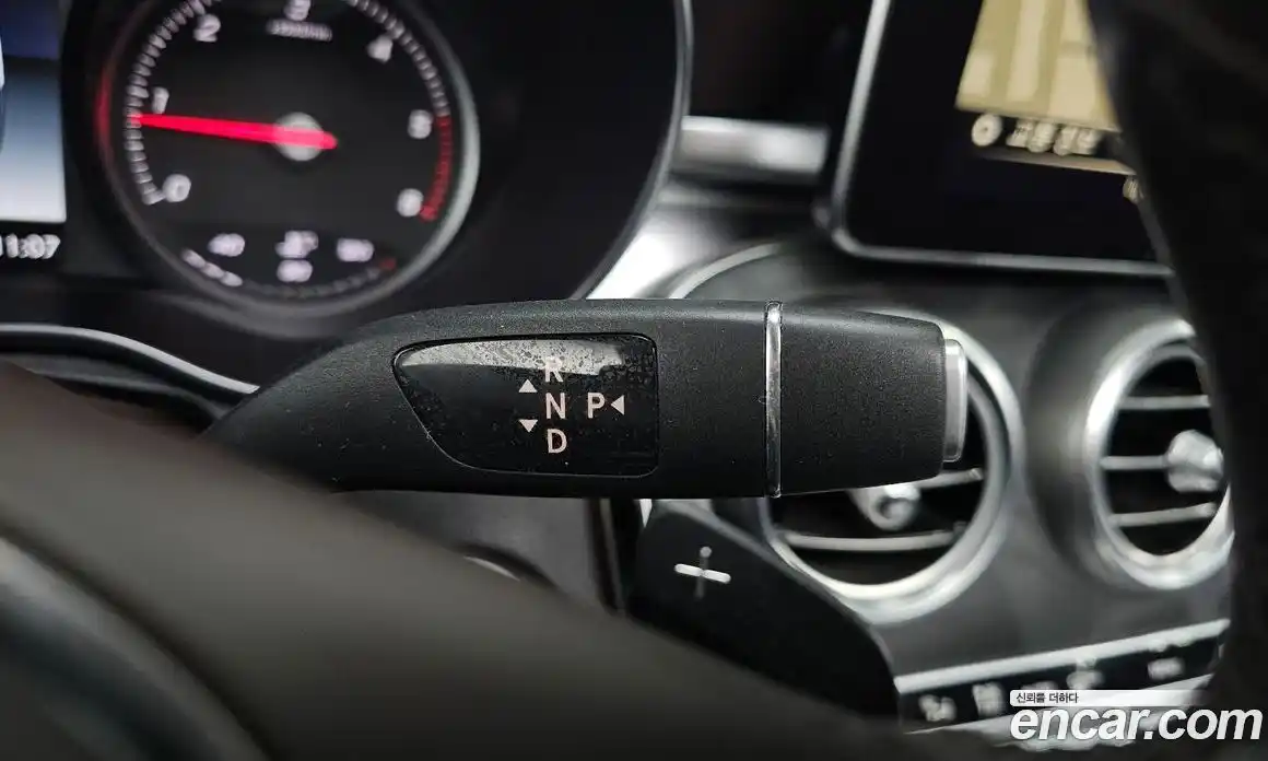 Mercedes-Benz GLC-Class 2018 2.1 Автомат в Москве № 194222, фото 9