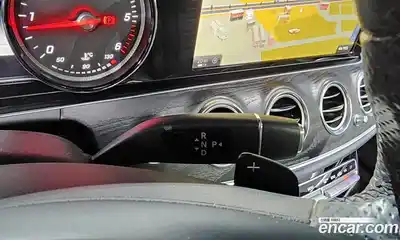 Mercedes-Benz E-Class 2017 1.9 Автомат в Москве № 194998, миниатюра 3