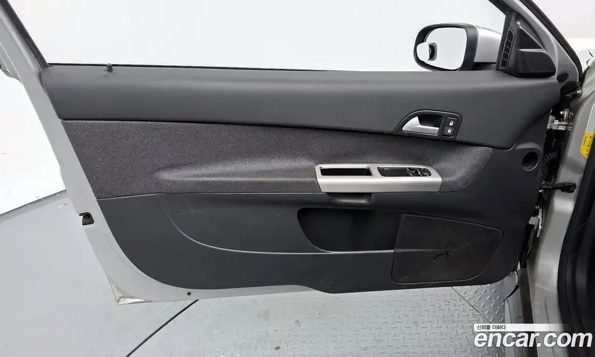 Volvo C30 2007 2.4 Автомат в Москве № 195474, фото 17