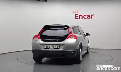 Volvo C30 2007 2.4 Автомат в Москве № 195474, миниатюра 4