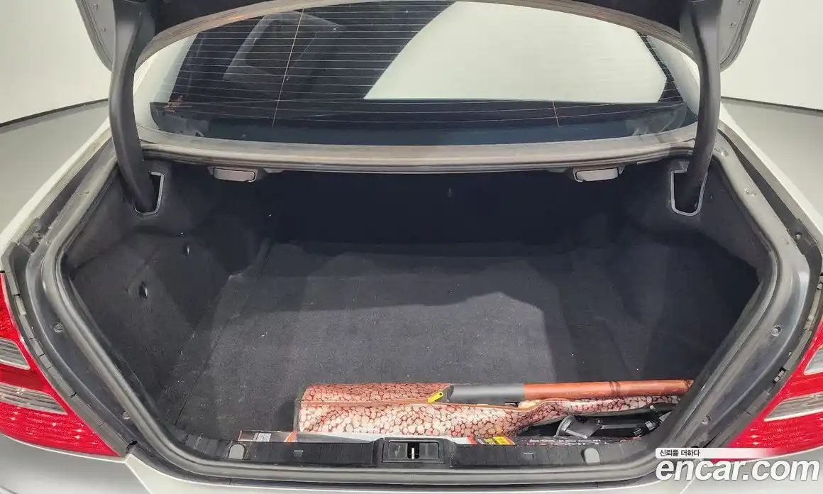 Mercedes-Benz E-Class 2005 2.6 Автомат в Москве № 195504, фото 20