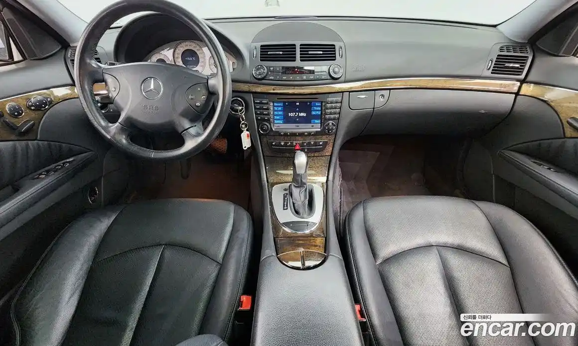 Mercedes-Benz E-Class 2005 2.6 Автомат в Москве № 195504, фото 7