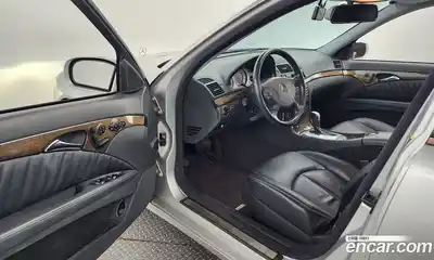 Mercedes-Benz E-Class 2005 2.6 Автомат в Москве № 195504, миниатюра 10