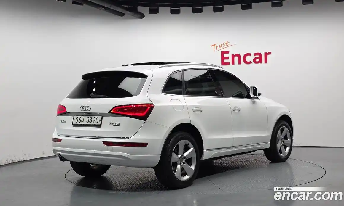 Audi Q5 2015 2.0 Автомат в Москве № 196534, фото 17