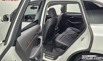 Audi Q5 2010 2.0 Автомат в Москве № 196601, миниатюра 12