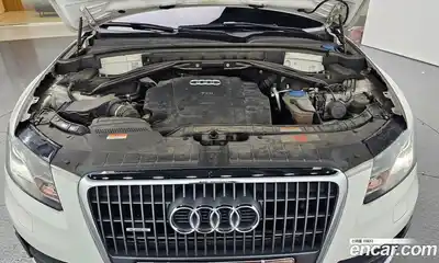 Audi Q5 2010 2.0 Автомат в Москве № 196601, миниатюра 6