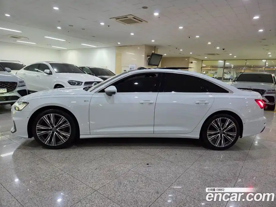 Audi A6 2021 3.0 Автомат в Москве № 196770, фото 3