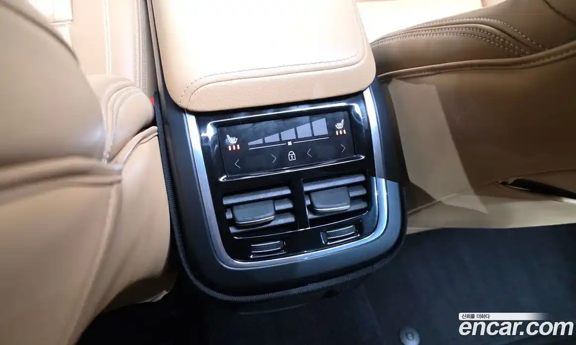 Volvo S60 2023 2.0 Автомат в Москве № 197039, фото 17