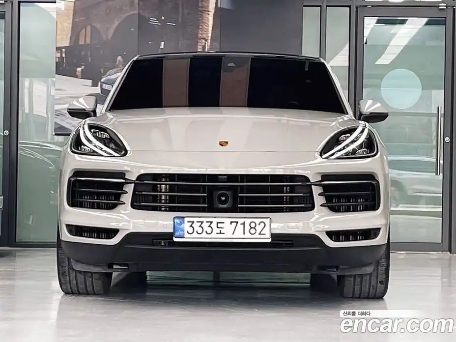 Porsche Cayenne 2022 3.0 Автомат в Москве № 197246, фото 3