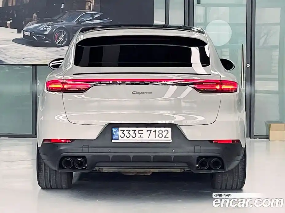 Porsche Cayenne 2022 3.0 Автомат в Москве № 197246, фото 4