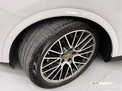 Porsche Cayenne 2022 3.0 Автомат в Москве № 197246, миниатюра 5