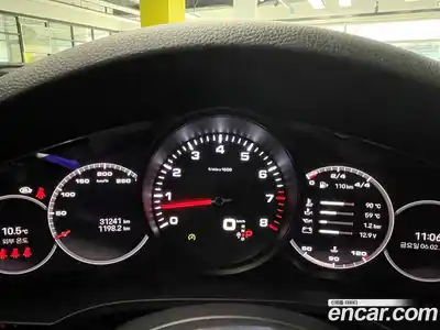 Porsche Cayenne 2022 3.0 Автомат в Москве № 197246, миниатюра 8