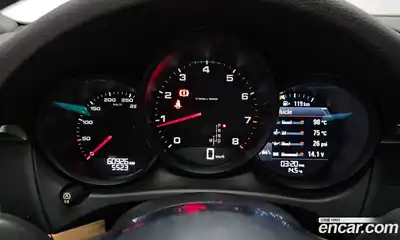 Porsche Macan 2017 2.0 Автомат в Москве № 197472, миниатюра 11