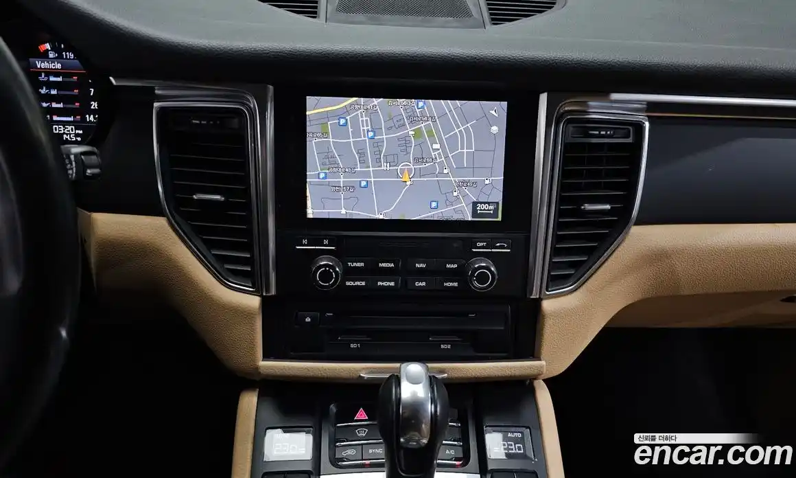 Porsche Macan 2017 2.0 Автомат в Москве № 197472, фото 18