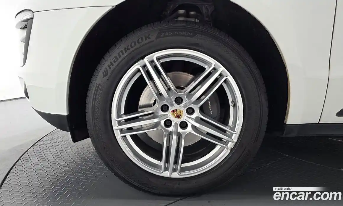 Porsche Macan 2017 2.0 Автомат в Москве № 197472, фото 4