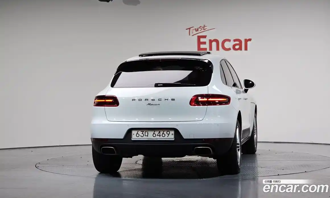 Porsche Macan 2017 2.0 Автомат в Москве № 197472, фото 7