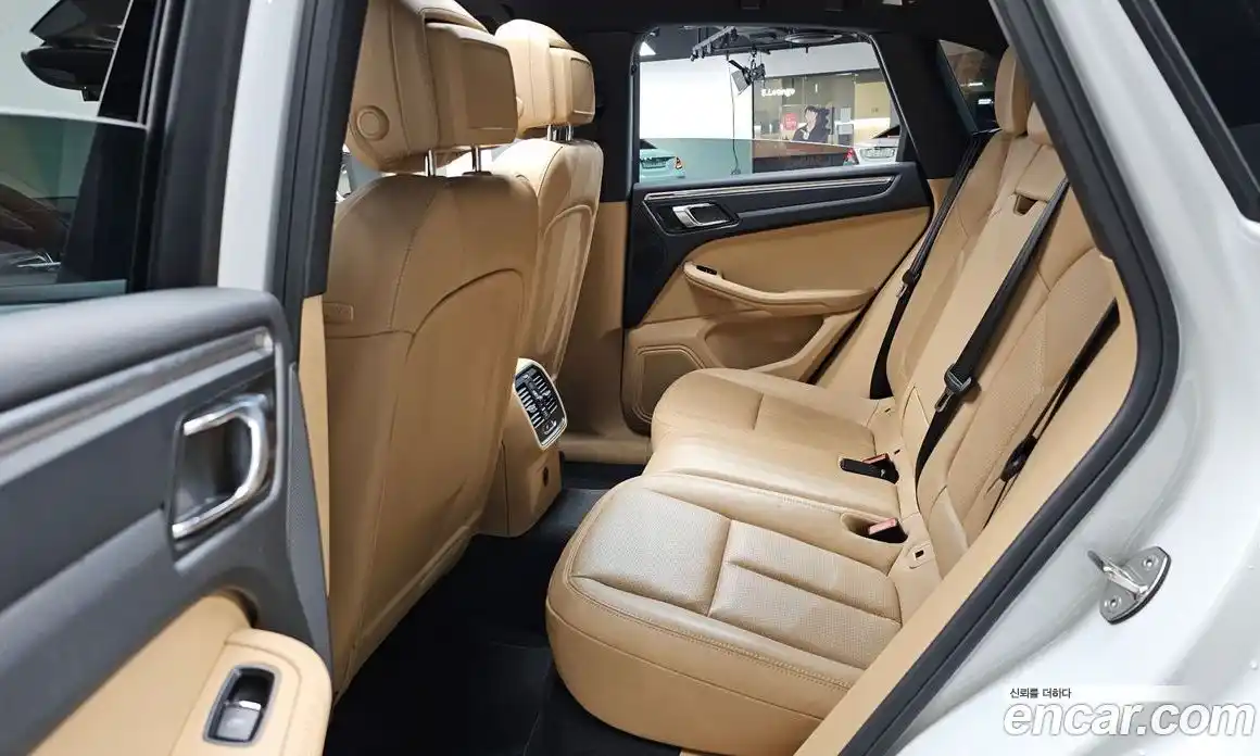 Porsche Macan 2017 2.0 Автомат в Москве № 197472, фото 8