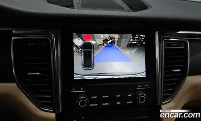 Porsche Macan 2017 2.0 Автомат в Москве № 197472, миниатюра 10