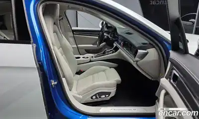 Porsche Panamera 2018 3.0 Автомат в Москве № 197610, миниатюра 11