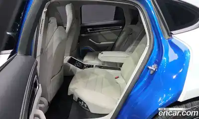 Porsche Panamera 2018 3.0 Автомат в Москве № 197610, миниатюра 12