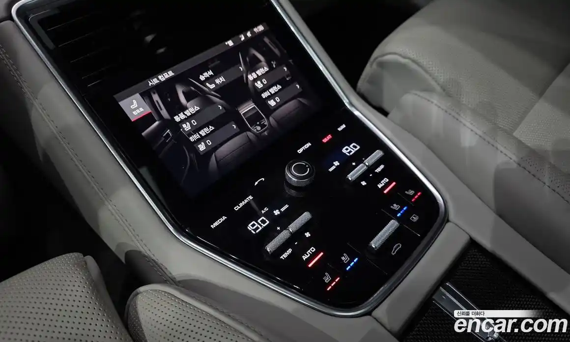 Porsche Panamera 2018 3.0 Автомат в Москве № 197610, фото 17