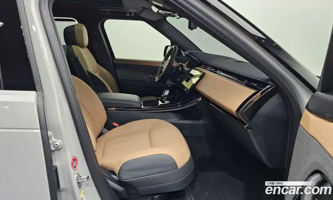 Land Rover Range-Rover Sport 2025 3.0 Автомат в Москве № 198089, фото 19