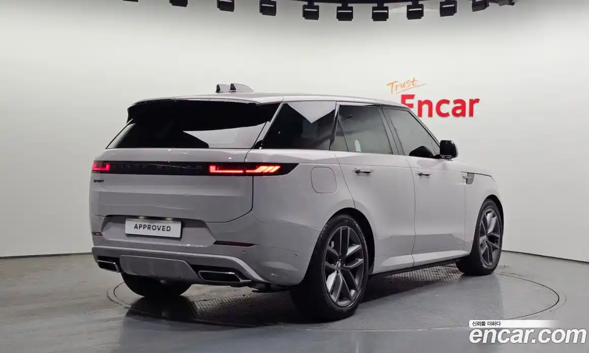 Land Rover Range-Rover Sport 2025 3.0 Автомат в Москве № 198089, фото 9