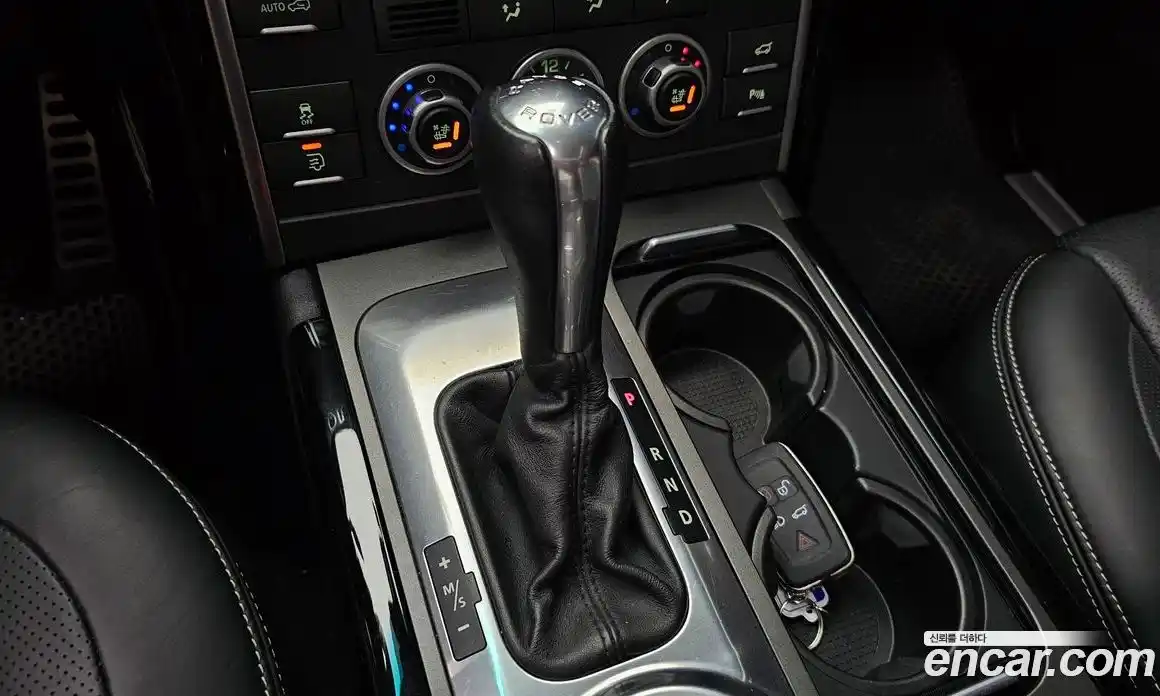 Land Rover Range-Rover 2011 5.0 Автомат в Москве № 198138, фото 12