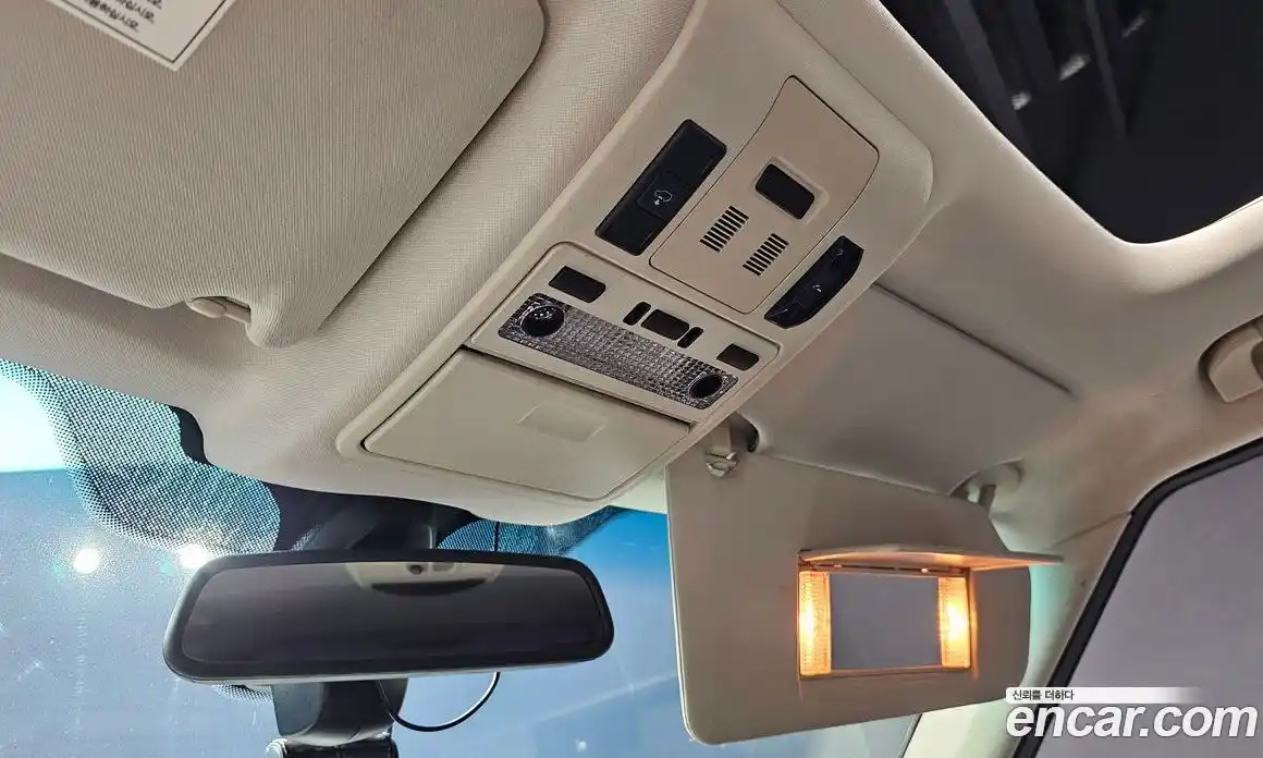 Land Rover Range-Rover 2011 5.0 Автомат в Москве № 198138, фото 14