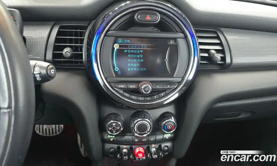 Mini Cooper 2016 1.5 Автомат в Москве № 198485, фото 10