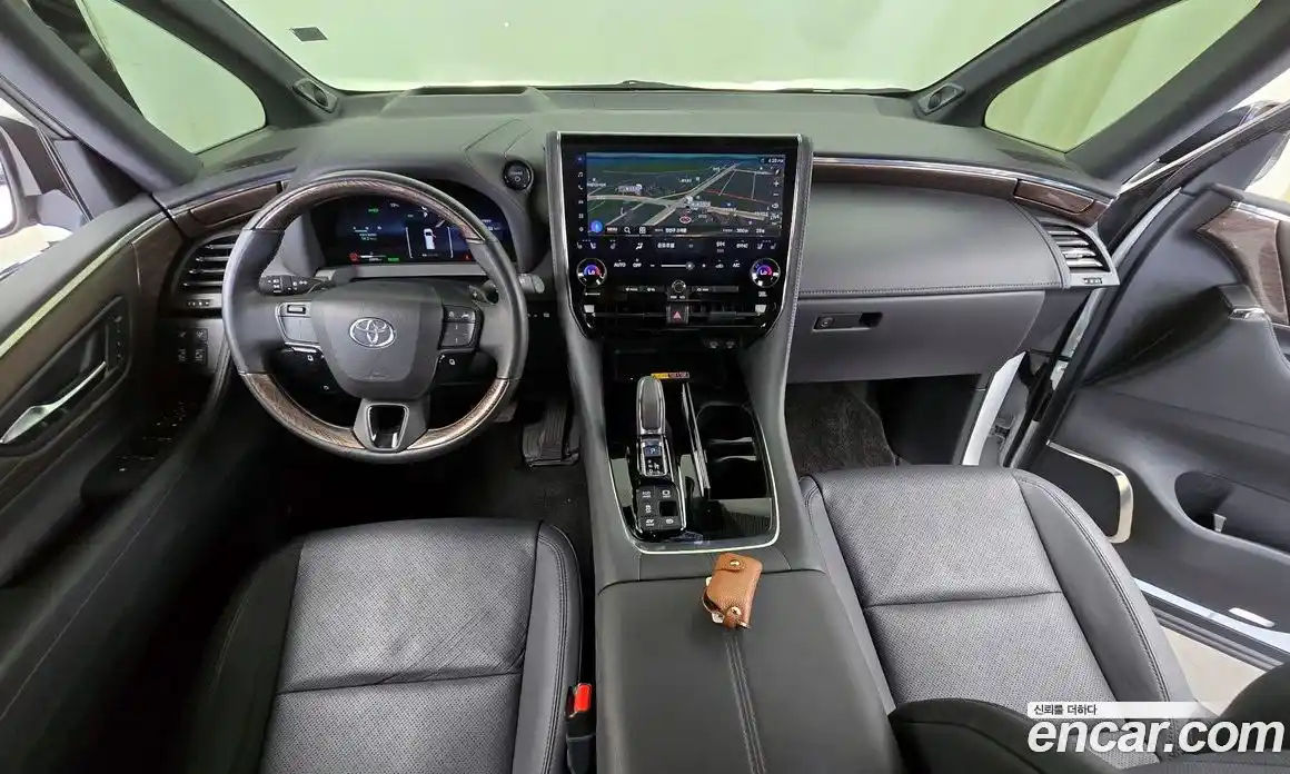 Toyota Alphard 2024 2.5 Автомат в Москве № 199577, фото 1