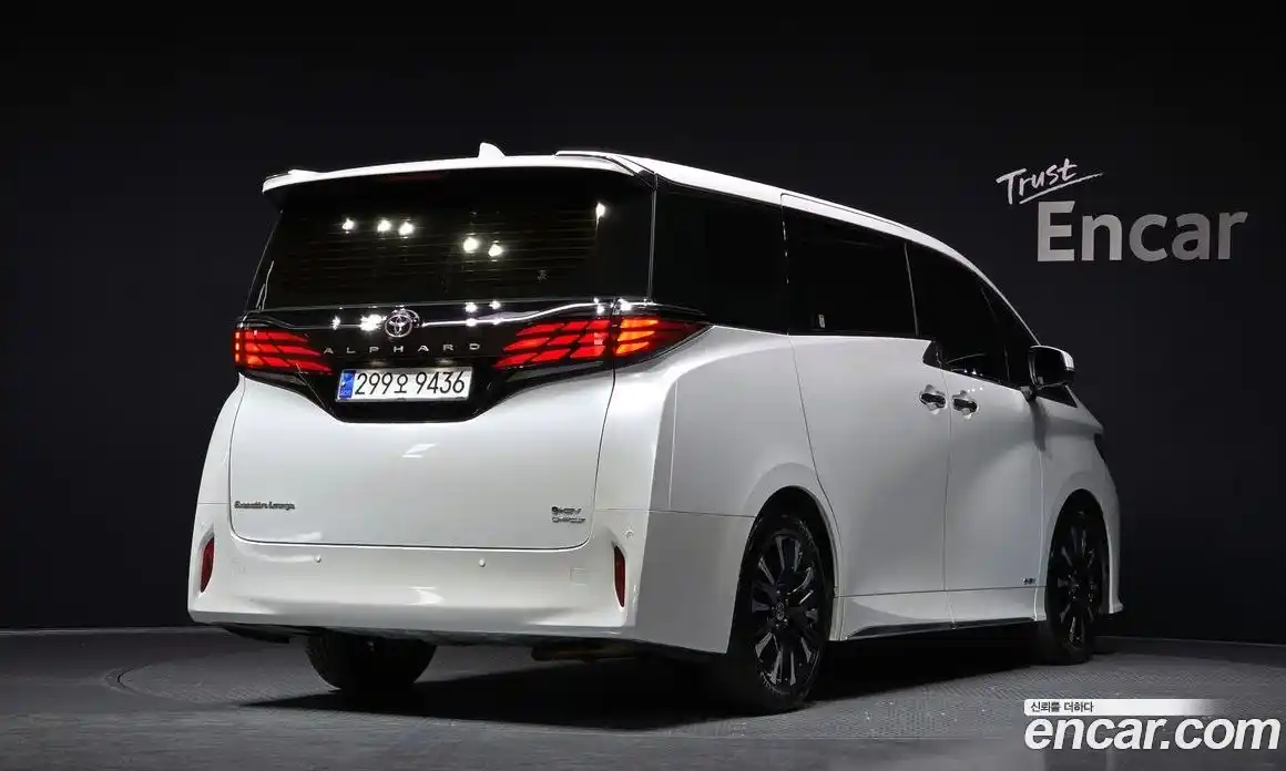 Toyota Alphard 2024 2.5 Автомат в Москве № 199577, фото 5