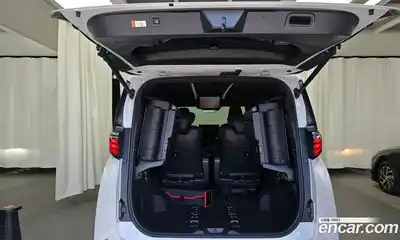 Toyota Alphard 2024 2.5 Автомат в Москве № 199577, миниатюра 9