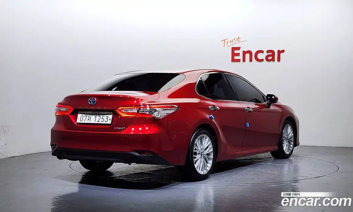 Toyota Camry 2018 2.5 Автомат в Москве № 199592, фото 16