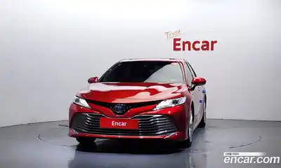 Toyota Camry 2018 2.5 Автомат в Москве № 199592, миниатюра 2
