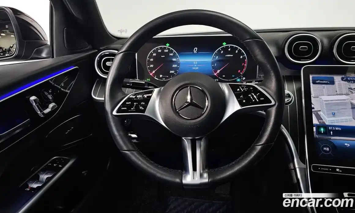 Mercedes-Benz C-Class 2024 2.0 Автомат в Москве № 205395, фото 17