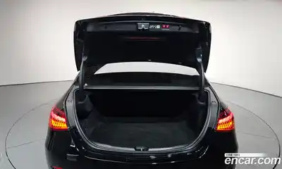 Mercedes-Benz C-Class 2024 2.0 Автомат в Москве № 205395, миниатюра 2