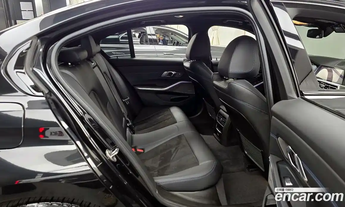 BMW 3-Series 2021 2.0 Автомат в Москве № 211449, фото 20