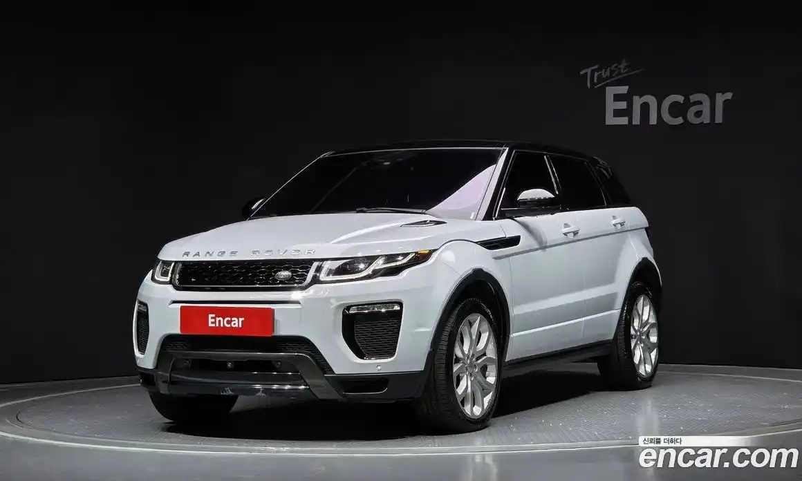 Land Rover Range-Rover Evoque 2016 2.0 Автомат в Москве № 213579, фото 1