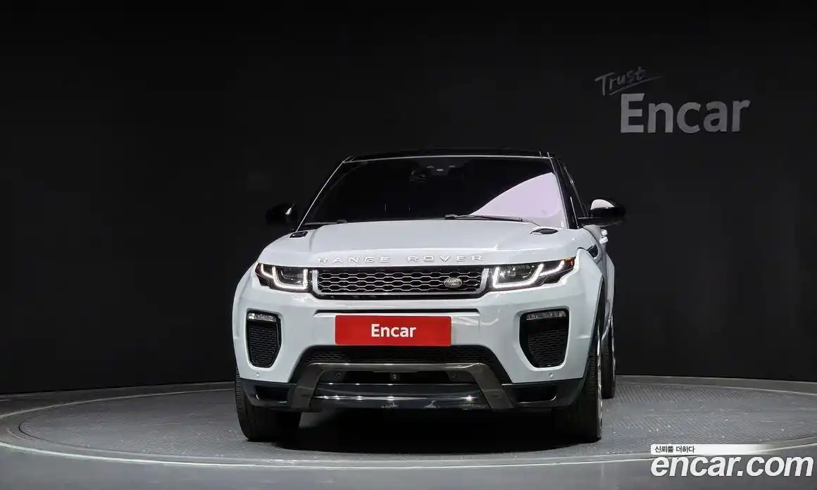 Land Rover Range-Rover Evoque 2016 2.0 Автомат в Москве № 213579, фото 3