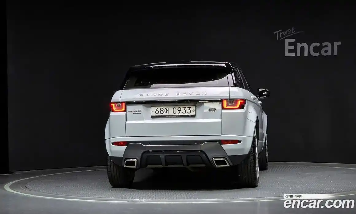 Land Rover Range-Rover Evoque 2016 2.0 Автомат в Москве № 213579, фото 4