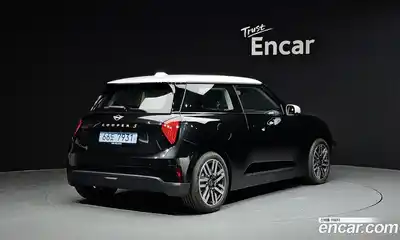 Mini Cooper 2024 0.1 Автомат в Москве № 213909, миниатюра 2
